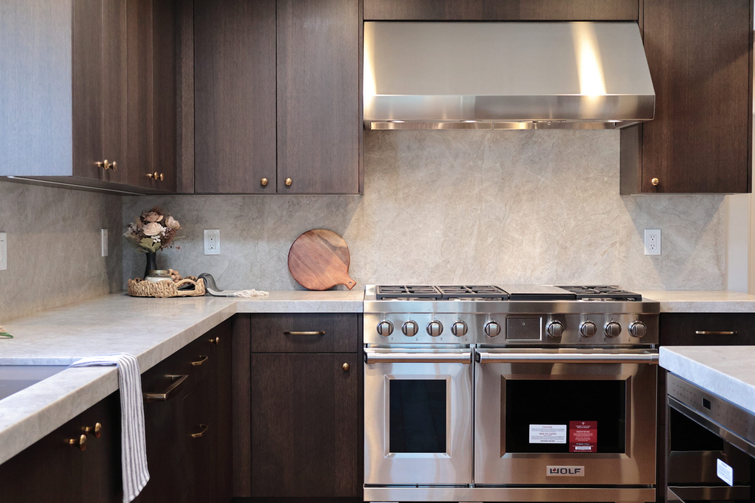 custom stained rift white oak, kitchen cabinets, designer kitchen with custom cabinetry, finish custom cabinets color matched to interior design, luxury kitchen with deep wood tone cabinetry, custom home construction, kitchen cabinetry detail, Euromax custom cabinets, close-up finish detail